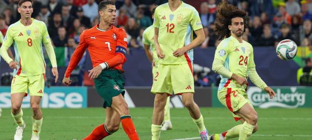 半岛体育直播-葡萄牙国家队在欧预赛中依然稳坐稳坐领先位置