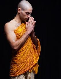 半岛体育活动-巴黎圣日耳曼逆袭夺得法甲冠军！内马尔梅开二度帮助球队超越里昂