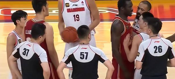 半岛体育官网-凭借一波广东队，CBA季后赛成功三杀，现场观众齐声高喊的简单介绍