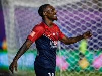 半岛体育新闻-深圳佳兆业青年球员大放异彩，力保联赛前四的简单介绍