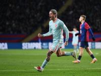 半岛体育网址-马竞新任主帅首秀成功，巴萨连胜告终