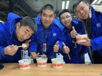 半岛体育官方入口-包含斗志昂扬冲刺胜利，战火纷飞场面震撼的词条