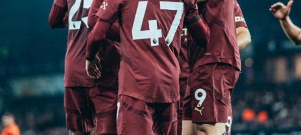 半岛体育官方-曼城客场大捷，球迷载歌载舞