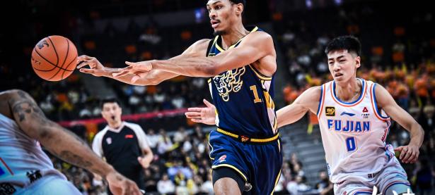 半岛体育娱乐-浙江东阳光在新赛季中展现出强大实力