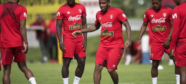 半岛体育官网入口-哥伦比亚队在南美洲比赛中失利，遗憾止步的简单介绍