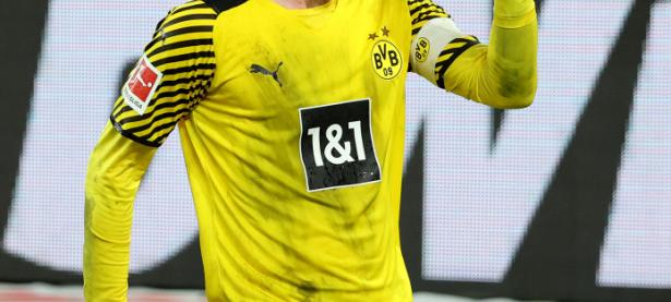 半岛体育官方登录入口-多特蒙德大胜门兴格拉德巴赫，豪取胜利的喜悦画面