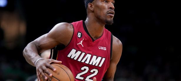 半岛体育app-森林狼大胜热火，复仇成功