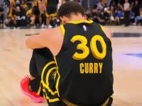 半岛体育竞技-关于勇士再胜开拓者，柯瑞砍下30分！的信息