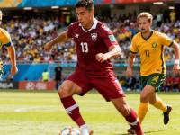 半岛体育投注-足球赛事中，女球员们毫不畏惧夺魁！