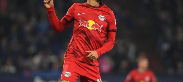 半岛体育app下载地址-包含沙尔克04逆转战局，成功逼平强敌的词条