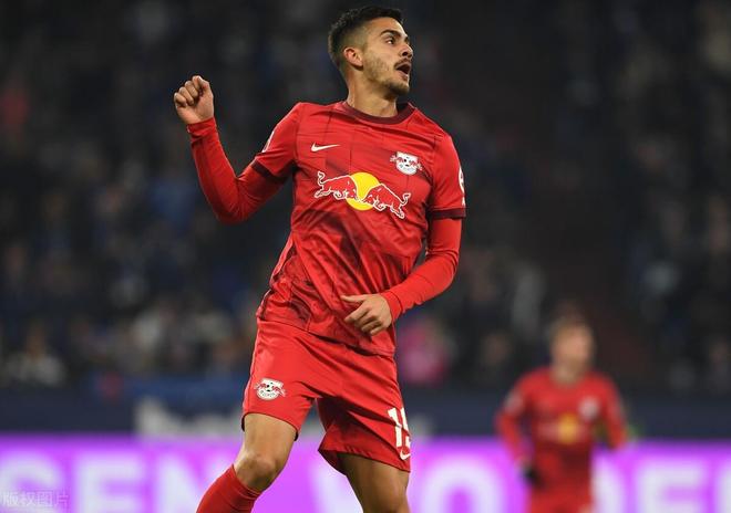 包含沙尔克04逆转战局,成功逼平强敌的词条 包含沙尔克04逆转战局,成功逼平强敌的词条