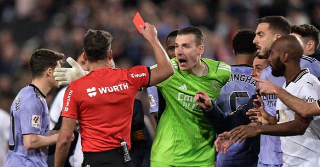 瓦伦西亚球员因违纪被罚,将缺席下一场关键对决的简单介绍 瓦伦西亚球员因违纪被罚,将缺席下一场关键对决的简单介绍