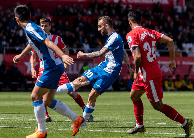 鲍里索夫北京现代逼平赫塔菲，艰难取分