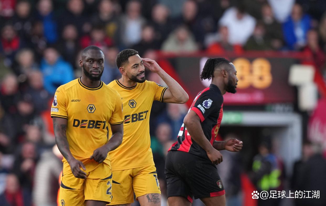 关于狼队遭遇尴尬连败,保级形势日益危急的信息 关于狼队遭遇尴尬连败,保级形势日益危急的信息