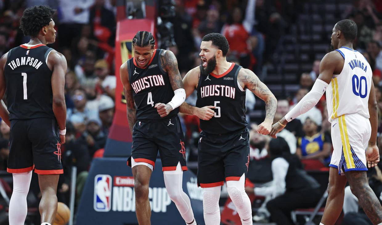 角逐风云！篮球比赛队伍对决