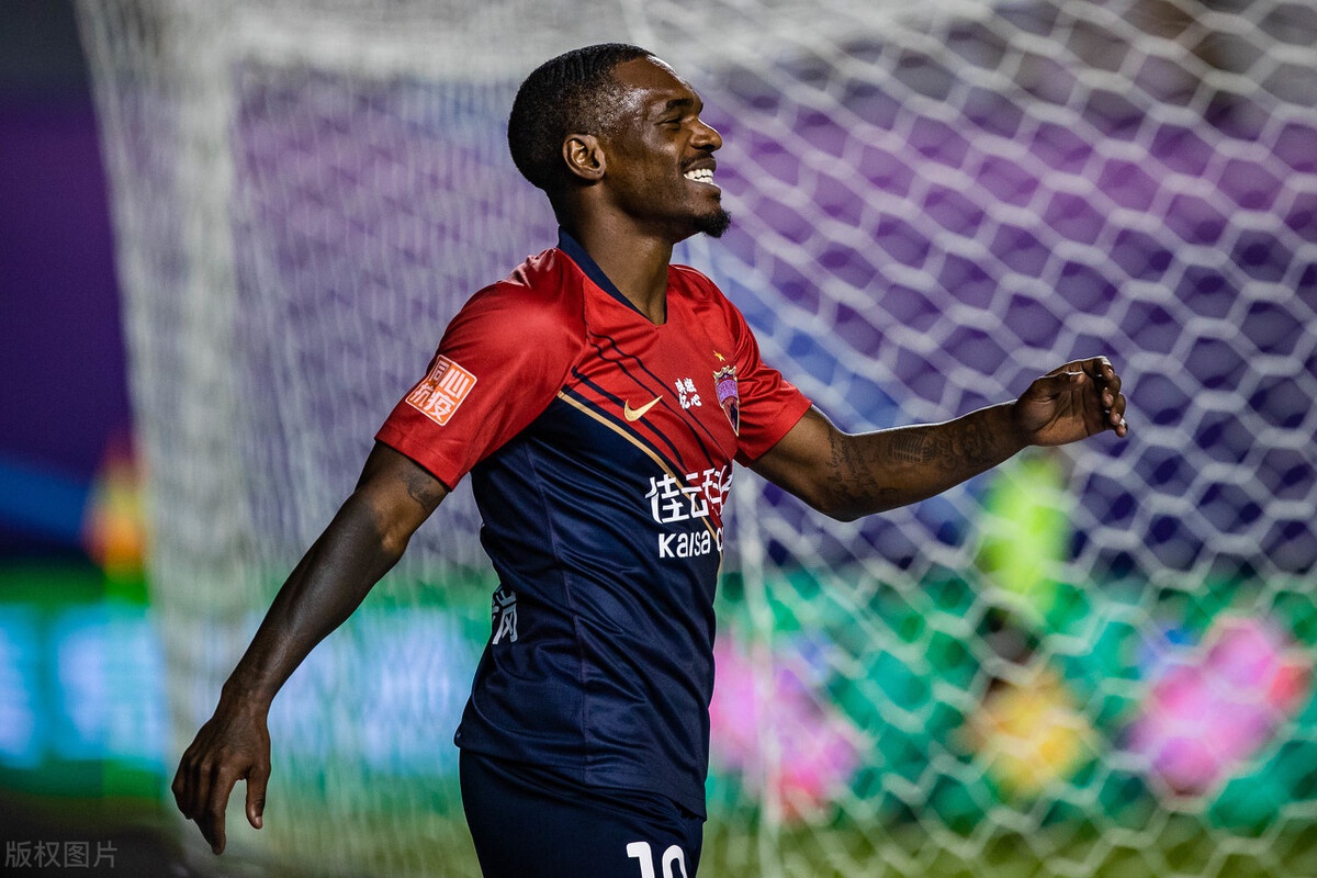 深圳佳兆业青年球员大放异彩,力保联赛前四的简单介绍 深圳佳兆业青年球员大放异彩,力保联赛前四的简单介绍