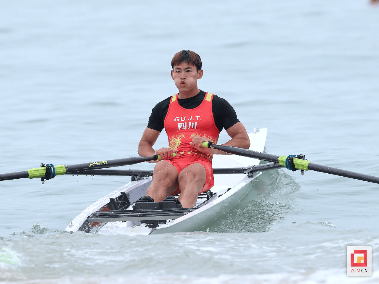 欧陆运动员在赛艇项目中获得胜利 欧陆运动员在赛艇项目中获得胜利