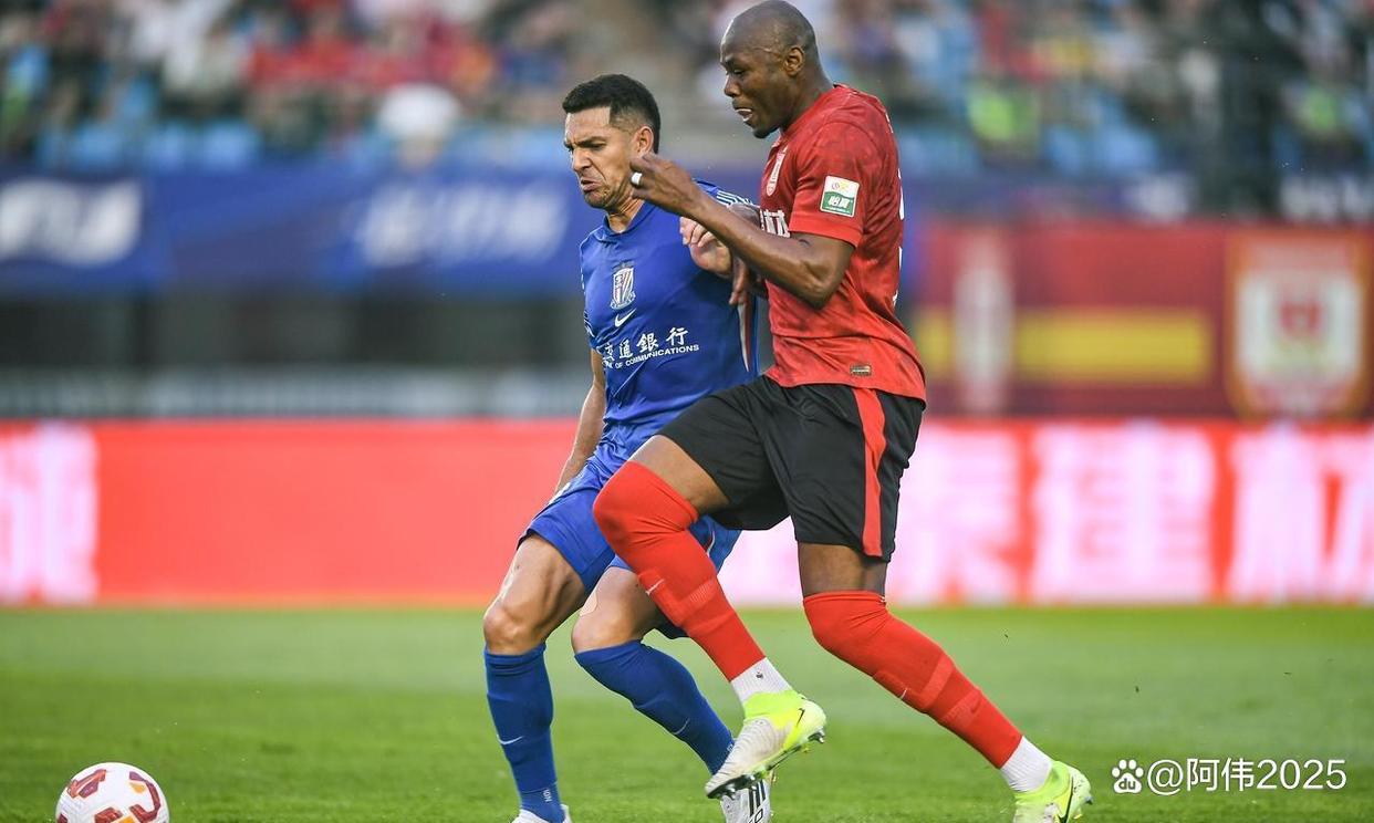 上海申花队主场反弹，打压逆境对手