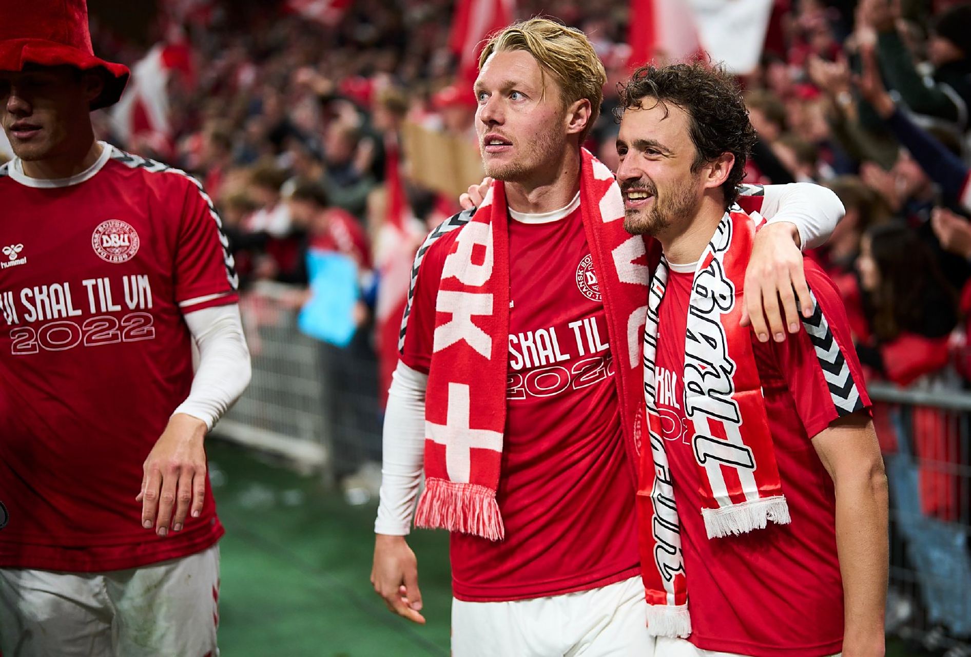 丹麦主场告捷,小组榜首稳坐不动 丹麦主场告捷,小组榜首稳坐不动